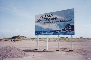 Primer letrero de promoción del fraccionamiento